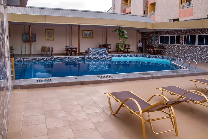  Francinesplace Hotel